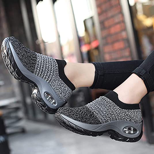 Top 10 Best Shoes For Hip Pain Reviews | Running Or Walking Shoes!